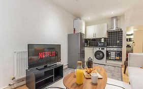Lovely 2 Bedroom Flat, North Ldn